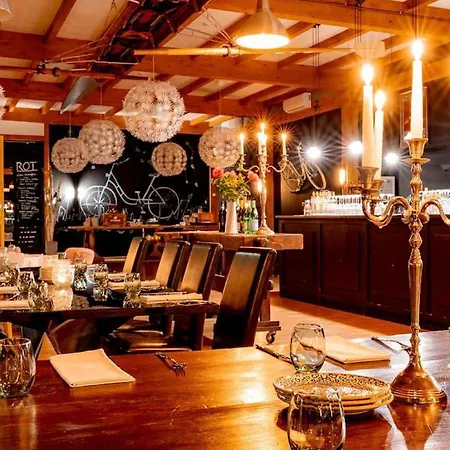 Weltrad Am Fluss Restaurant & Quartier Hotel Schonebeck (Saxony-Anhalt)