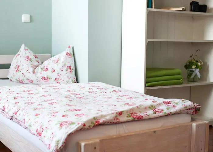 Weltrad Am Fluss Restaurant & Quartier *