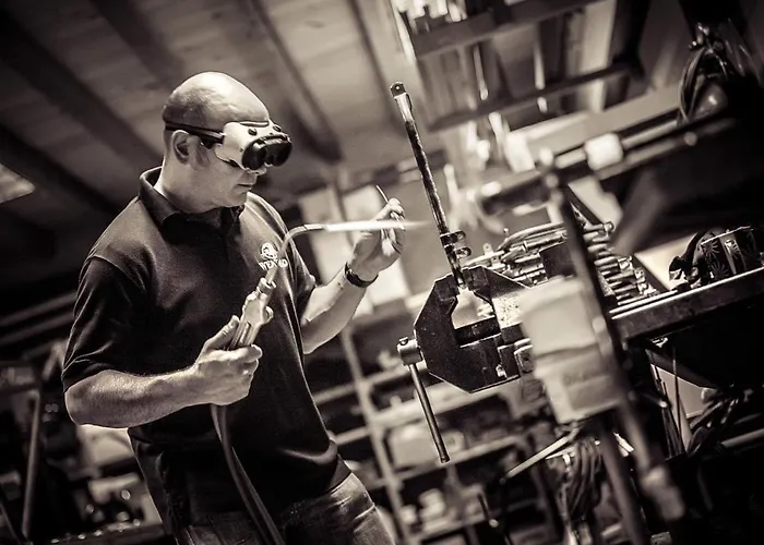 Weltrad Am Fluss Restaurant & Quartier